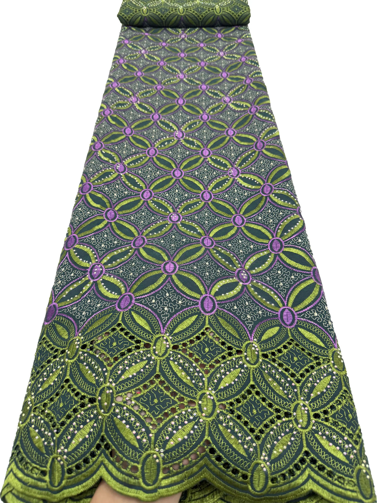 tissu brodé géométrique bleu clair noir vert rouge rose violet ajouré cérémonie mariage femme