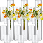 Vase cylindrique en verre transparent blanc sur une table de salle à manger