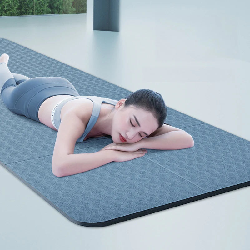 tapis yoga pliable bleu foncé vert gris motif chaines ondulé minimaliste modernité 61x183cm 30x36cm