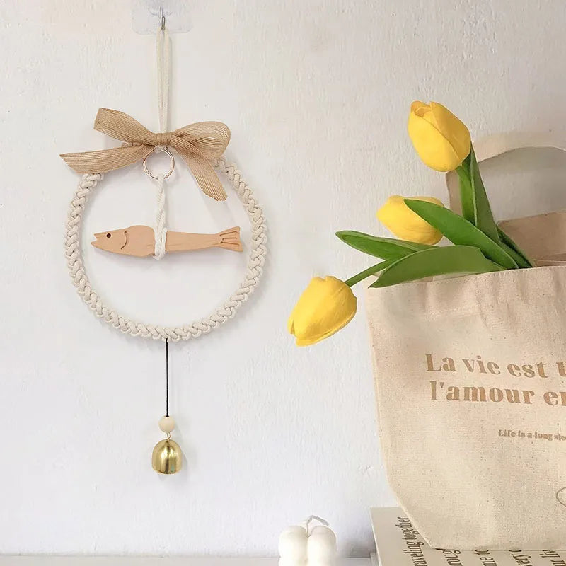 mobile mural corde tressée cloche bois naturel décoratif rustique crochet blanc beige doré