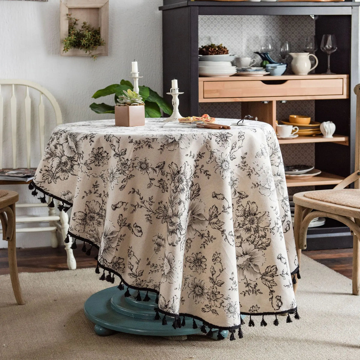 nappe ronde fleur motif floral franges rustique table decoration naturelle vintage chambre mariage