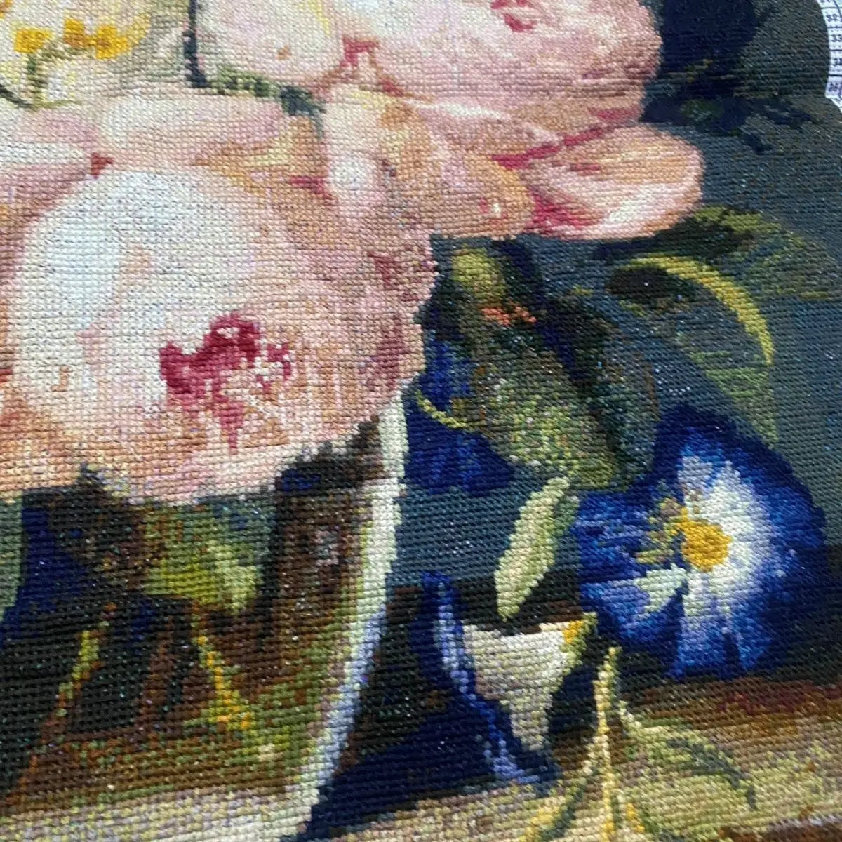 tapisserie fleurs roses iris multicolore blanc rose verte bleue jaune