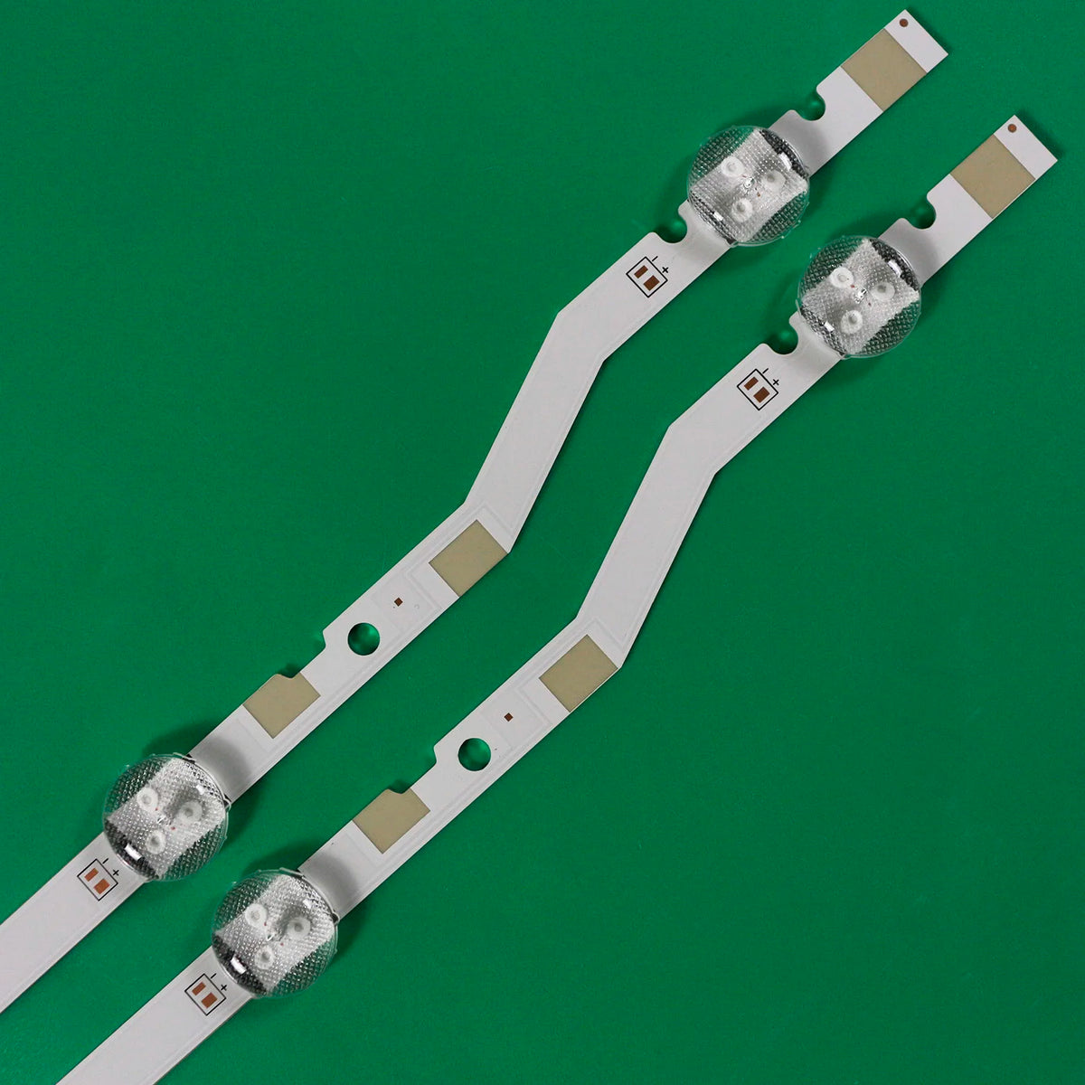 ruban led blanc moderne connecteurs led fixations opaques lisse éclairage decoration intérieure