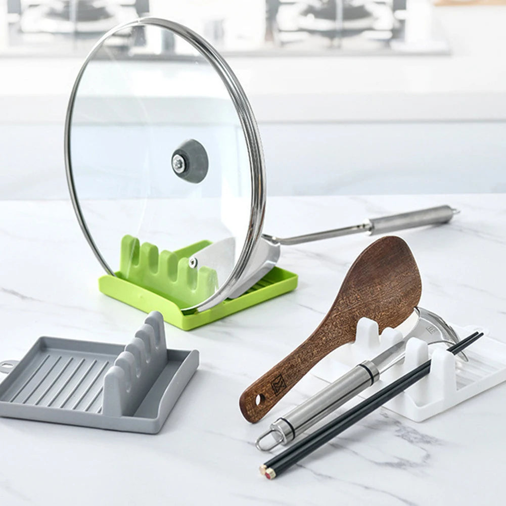 support ustensiles cuisine moderne vert clair gris blanc rainuré adhésif spatule bois couteau poisson