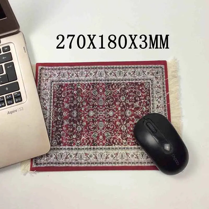 tapis persan franges ornements traditionnels rouge bleu noir beige marron classique sous verre gaming