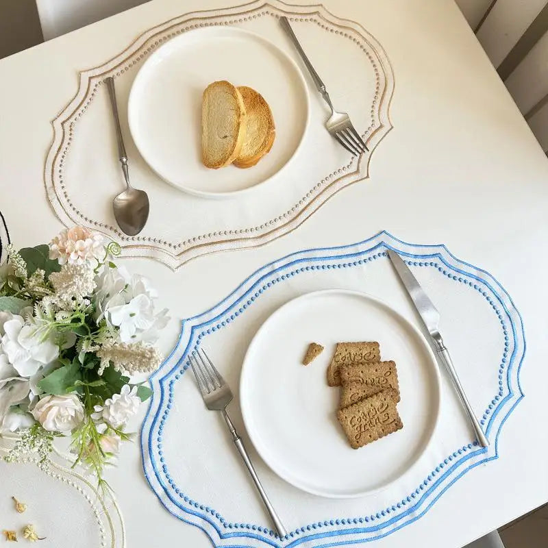 nappes set table brodées coton couleur blanc beige bleu marron rustique vintage bohème