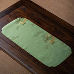 tapisserie table papillons dorés fleurs classique noir vert rouge beige marronclair