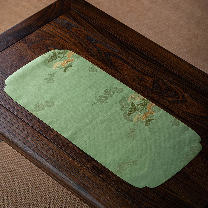 tapisserie table papillons dorés fleurs classique noir vert rouge beige marronclair