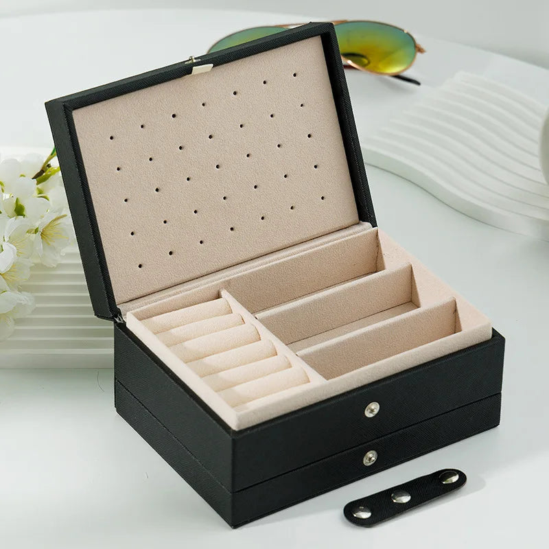 boîte bijoux simili cuir blanc noir rose moderne cadenas rangement voyage colliers boucles doreilles