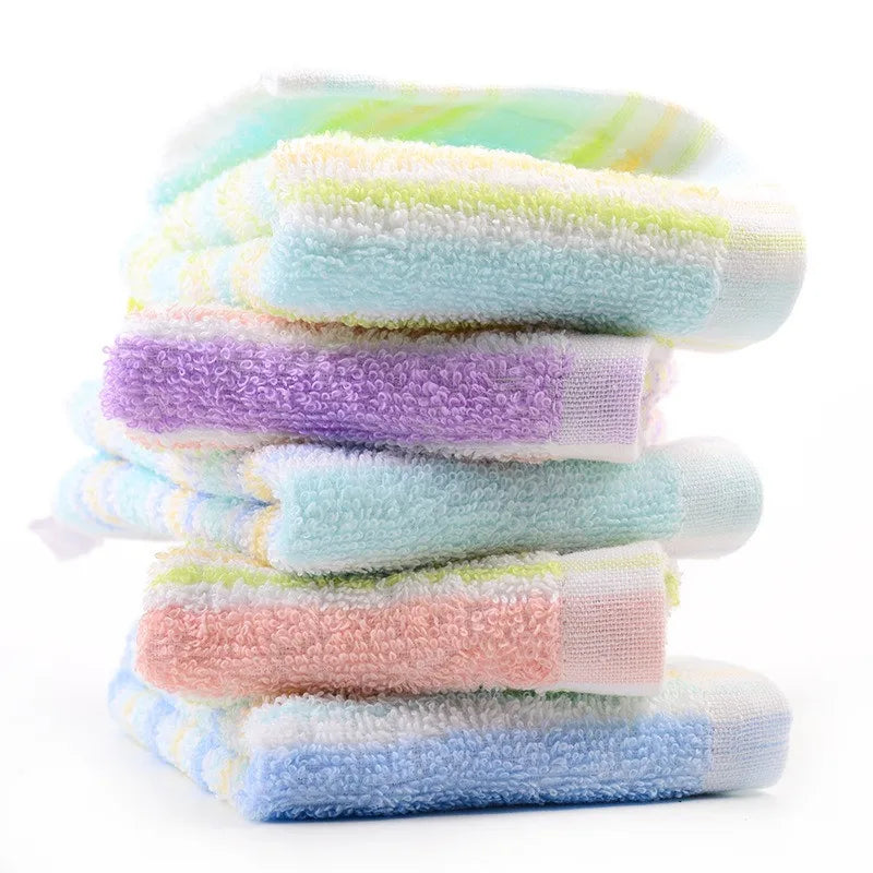 serviette coton rayée bleu clair vert rose jaune rapide absorption douce face salle bain