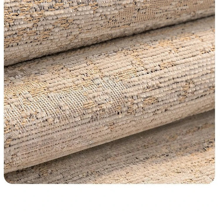 Texture en bois naturelle avec des rayures et des motifs de grains dans des tons beiges et bruns, représentant une surface de bois ancien et rustique.