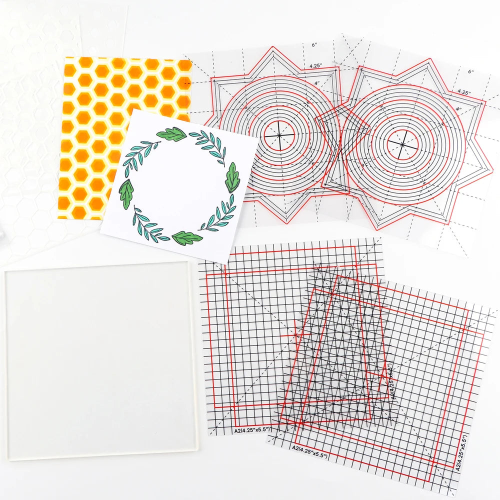 grilles autocollantes transparentes tapis découpe pochoirs outils positionnement tampons encreurs ciseaux bricolage fabrication cartes