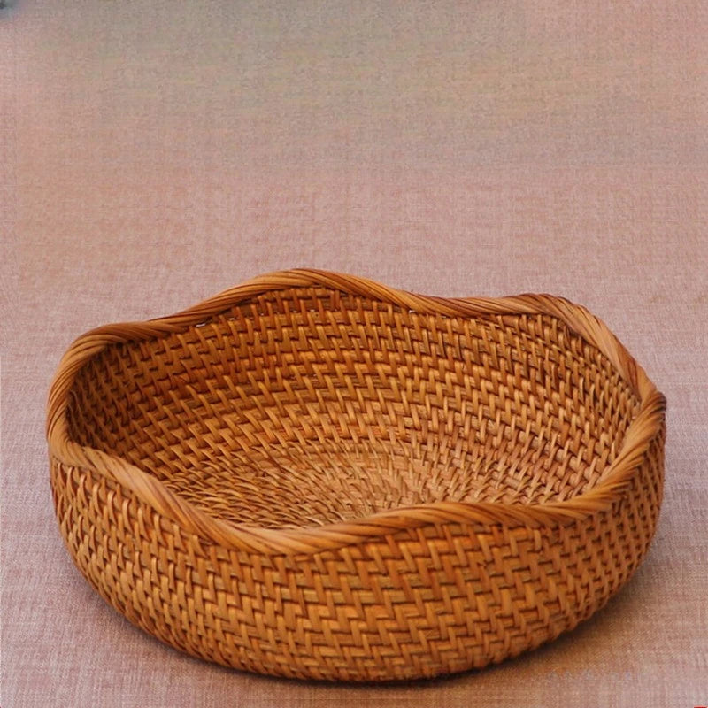 panier tissé rustique bohème rotin marron clair utilisation multiple décoration maison fruit eau arrondi