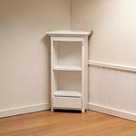 meuble miniature blanc classique maison poupée bibliothèque armoire porte transparente tiroir horloge livresDecoration intérieure