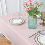 nappe table rectangulaire broderie fleurs rose gris franges élégante décoration maison mariage banquet