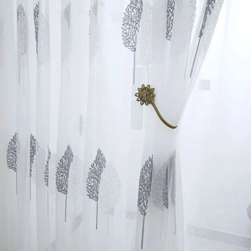 rideau voile transparent blanc gris motif feuilles brodées moderne salon chambre