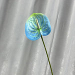 fleurs artificielles palmes blanches violette bleue modernes decoration intérieure mariage anniversaire
