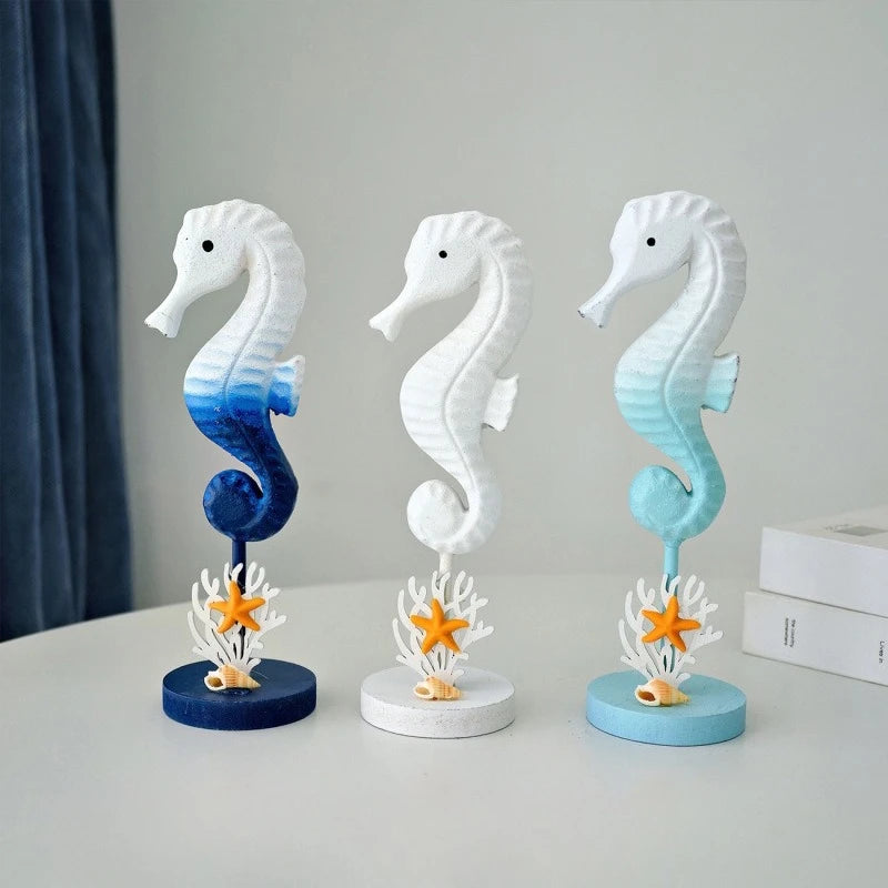 statuette hippocampe moderne blanche bleu étoile mer corail bois décoration intérieure salon chambre