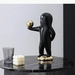 statue contemporaine ornement décoration noir blanc bleu matière organique