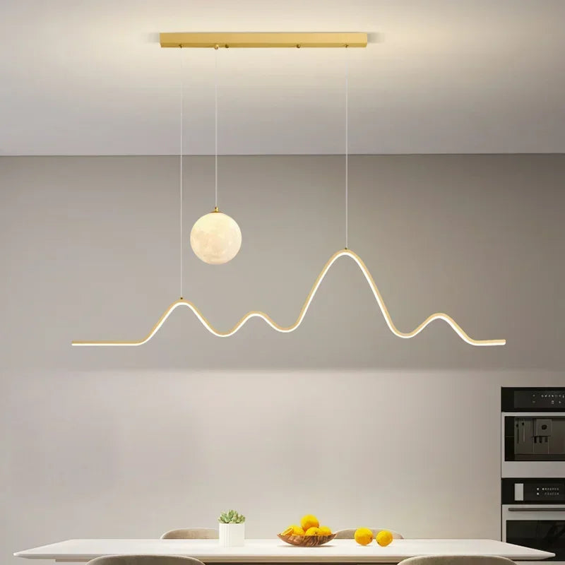 Suspension lumineuse moderne or blanc noir ondulé opacité tringles chambre salon