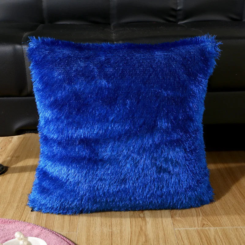 housse coussin peluche douce violet rouge vert blanc moderne décoration canapé maison salon