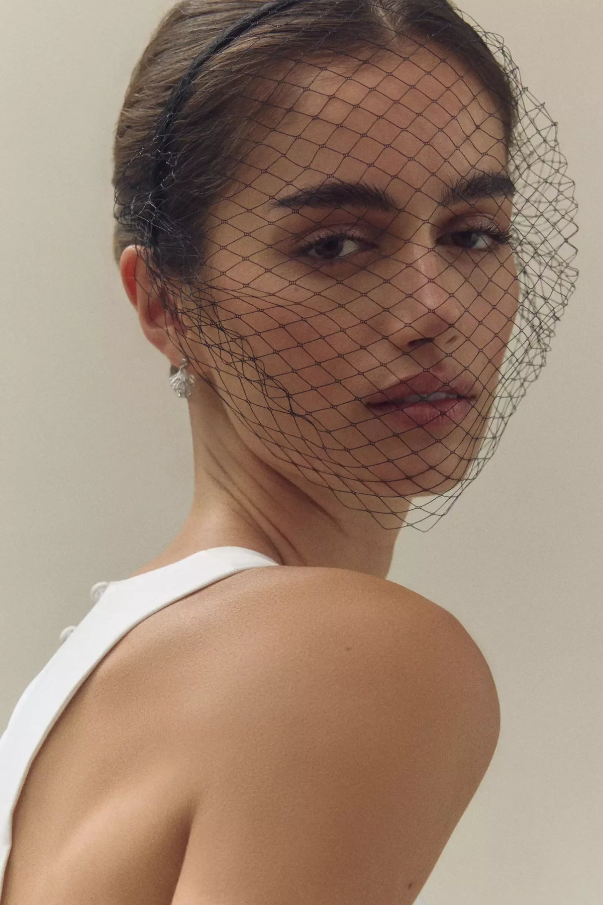 masque plume blanc noir filet plumes bohème romantique bride veil wedding veil party wedding