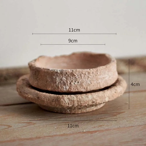 pots céramique marron clair texturé minimaliste rustique jardin intérieur