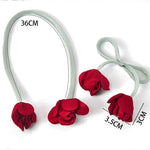 ruban fleurs roses décoration unisexe métal rouge jaune blanc vert bleu violet noir