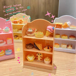 étagère miniature blanche rose beige pâtisseries motifs modernes plastique rangement maison poupée