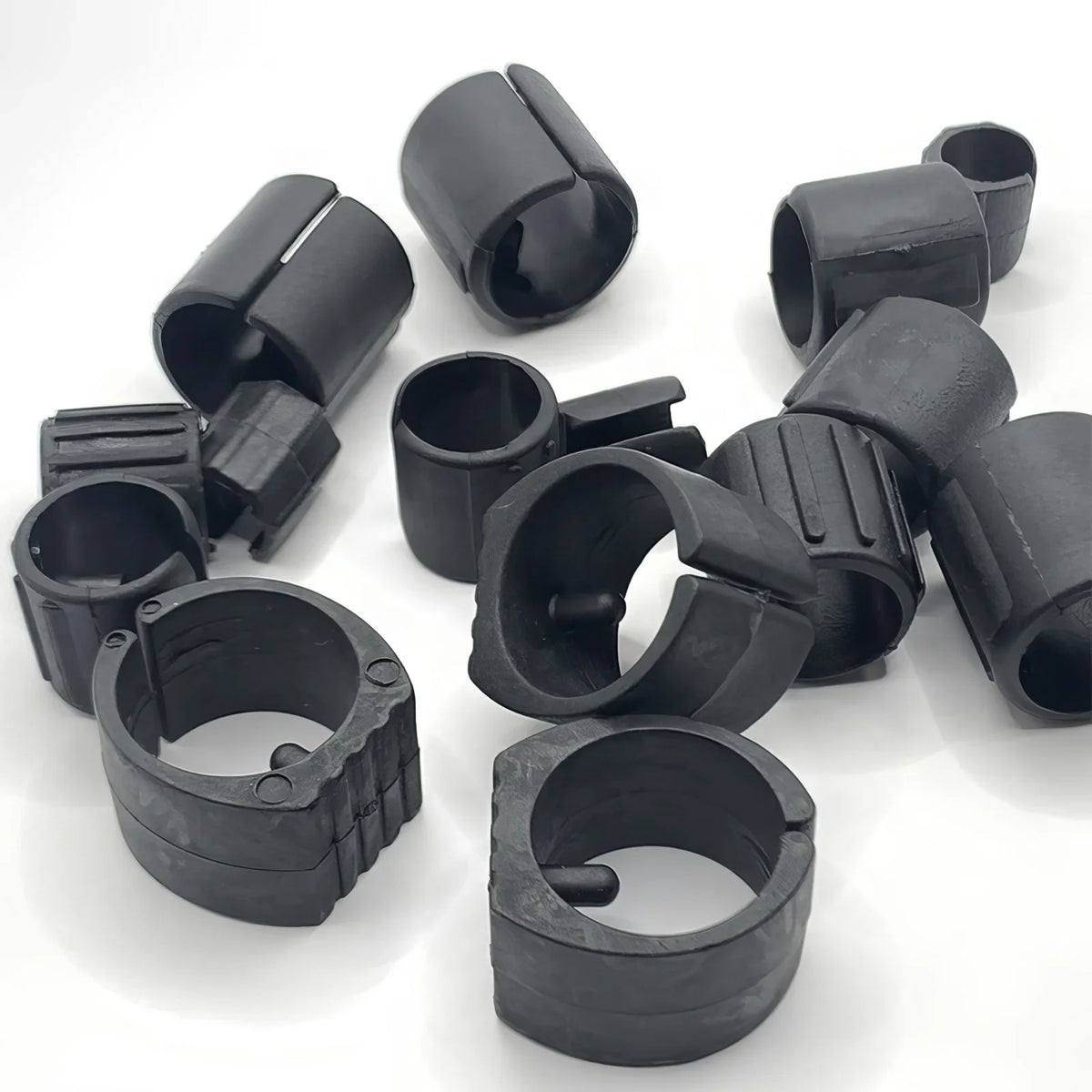 anneaux fixation noirs plastique rayures verticales moderne 13mm 16mm 19mm 22mm 25mm 32mm pack