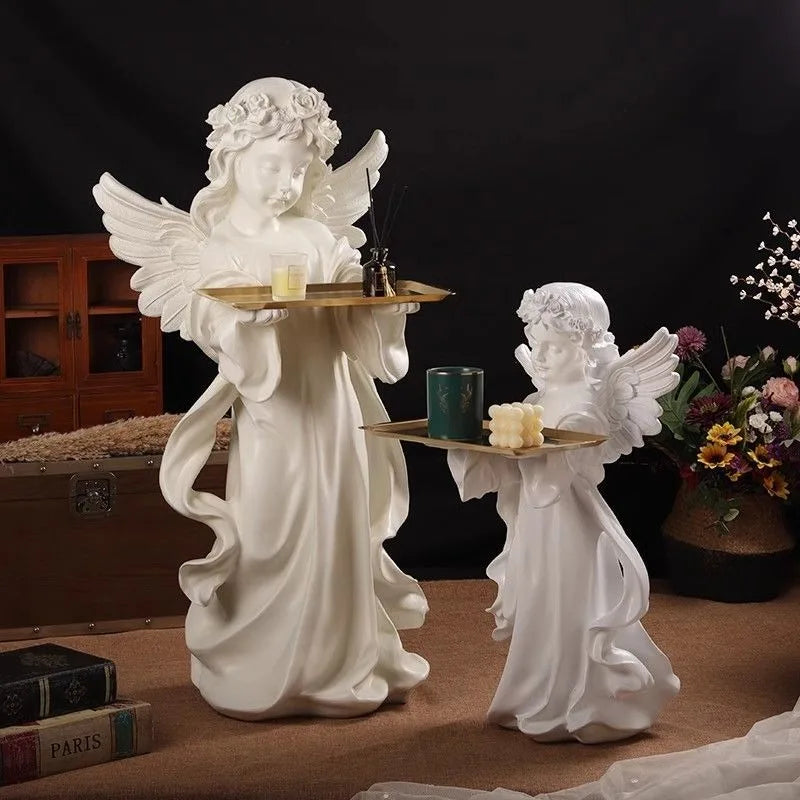 statues anges blanc plateau rangement bougies fleurs séchées décoratives intérieur couronnes roses sculptées