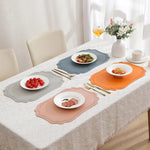 Set de table moderne pour intérieur