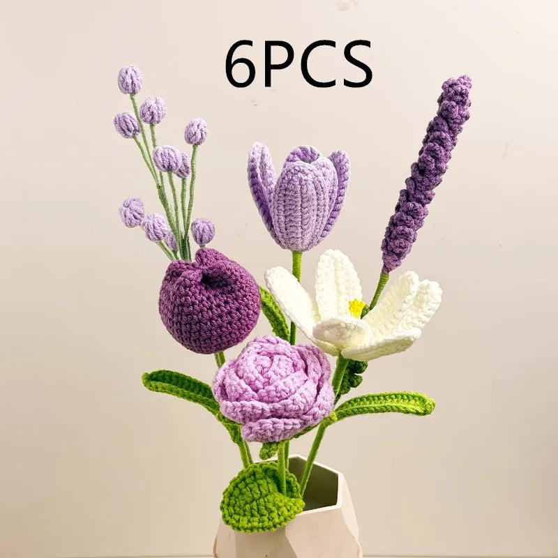 fleurs artificielles tricotées violettes blanches vertes décoration maison saint valentin anniversaire mariage tricot artisanalintérieur