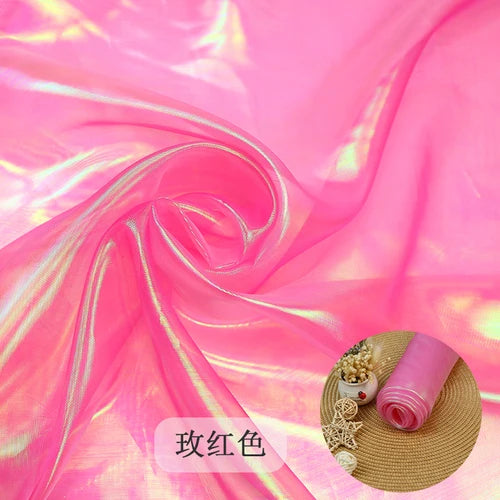 tissu iridescent multicolore rayures ondulées effet holographique semi transparent moderne élégant polyester respirant mètre