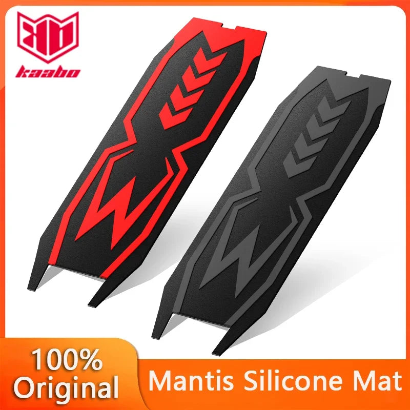 tapis protection silicone rouge noir trottinette graphique moderne flèches scooter kaabo mantis
