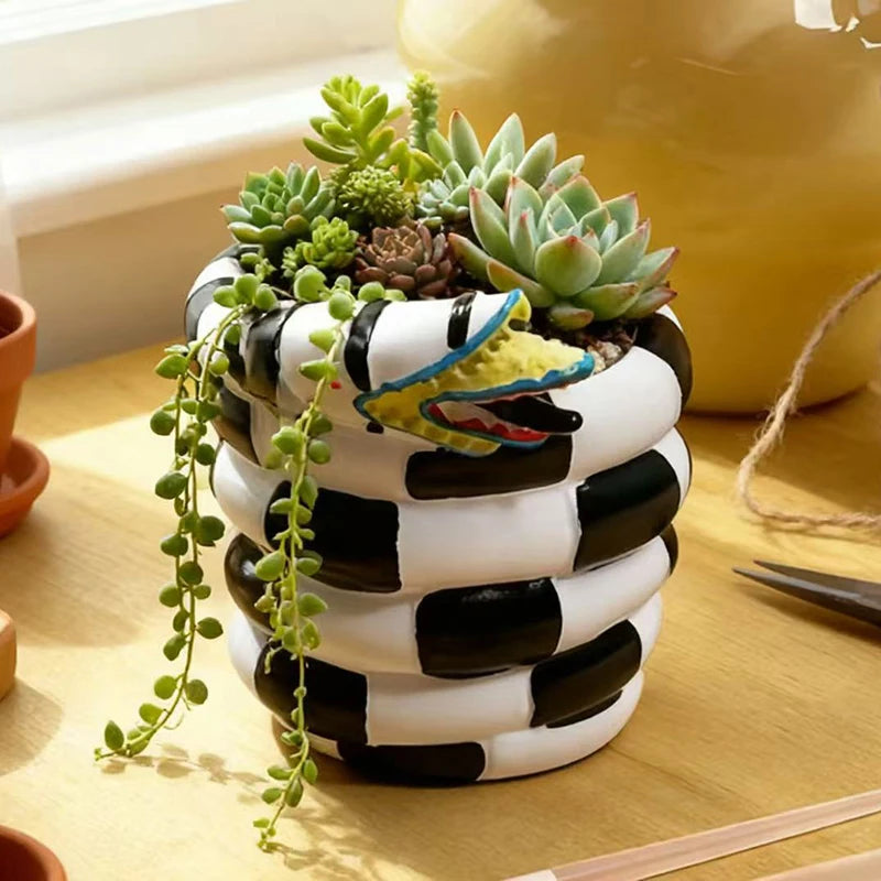 cache pot résine moderne noir blanc rayures plante verte décoration intérieure ornement floral succulente