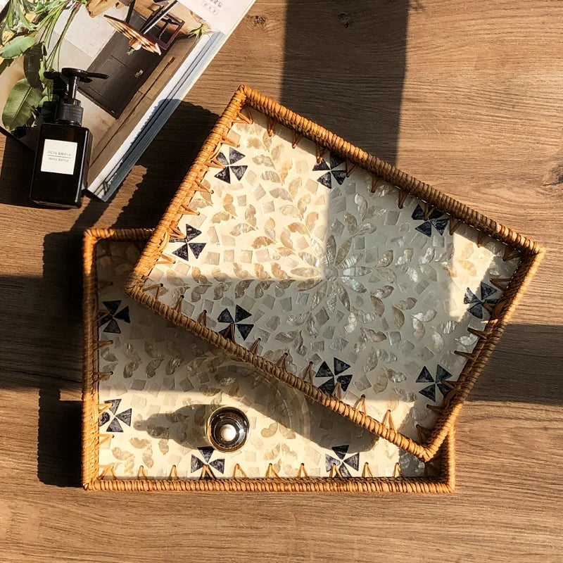 plateau rotin marron clair motif floral boho chic moderne décoration maison rustique table basse