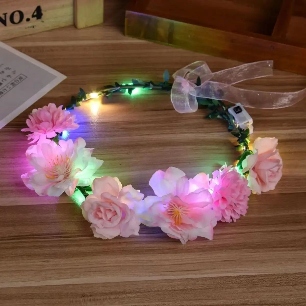 couronne fleurs lumineuses rose blanche bleue violettes vertes occasion fête anniversaire mariage noël boho