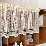 rideau vintage dentelle polyester opaque beige clair rubans noirs nœuds blancs cuisine salon petite