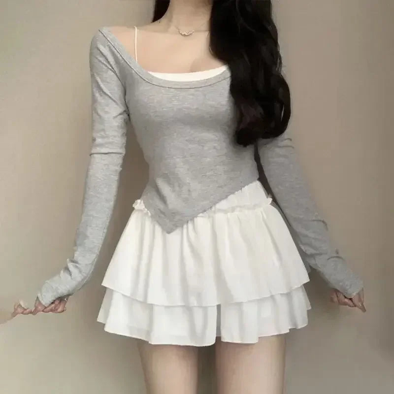Jupe mini noire blanche rayée plissée classique élégante élastiquée dessus genou été junior femme