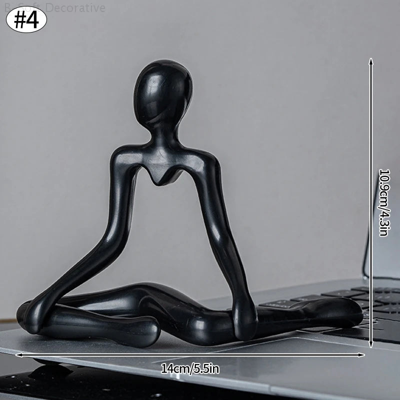 statues abstraites modernes noir blanc décor simple minimaliste