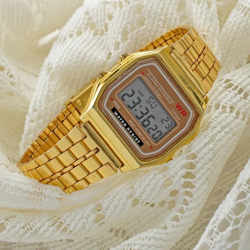 montre numérique rectangulaire affichage lcd rétro résistante chocs alarme date auto semaine noir rose