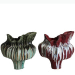 vase moderne artisanal transparent rayures verticales rouge blanc texture rugueuse décoration table arrangement floral