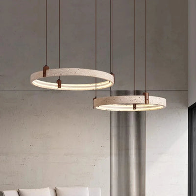 Suspension luminaire en pierre travertin style wabi-sabi suspendue au plafond