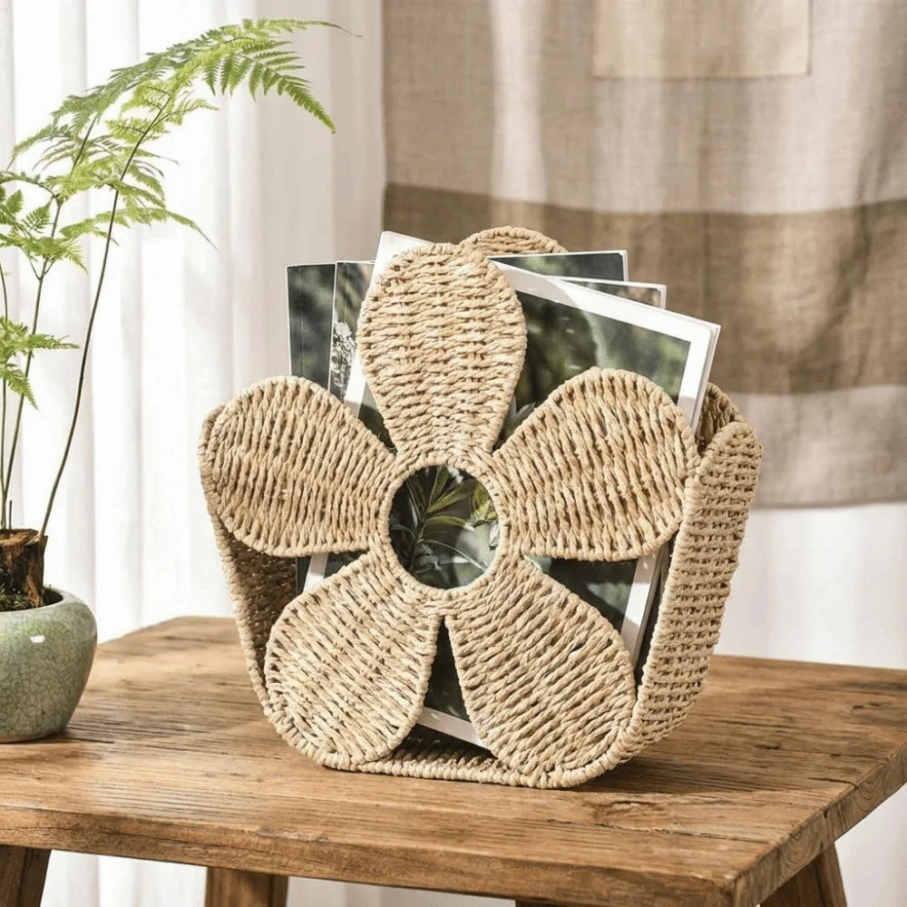 panier tressé bohème rangement livres magazines fleuri couleur beige naturel rustique intérieur decoration