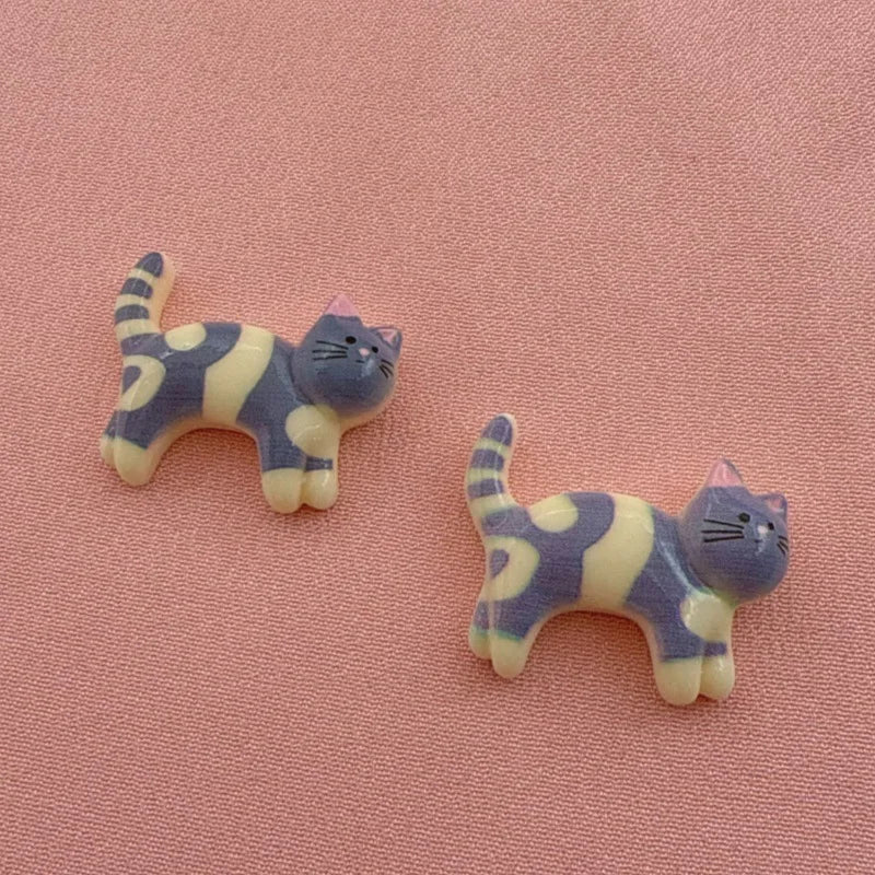 bijoux kawaii chats colorés cartoon modernes 20 30mm blanc bleu orange rose jaune