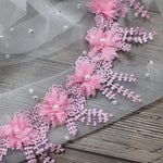 tissu dentelle polyester coton blanc noir rose clair violet fleurs romantique élégant DIY decoration