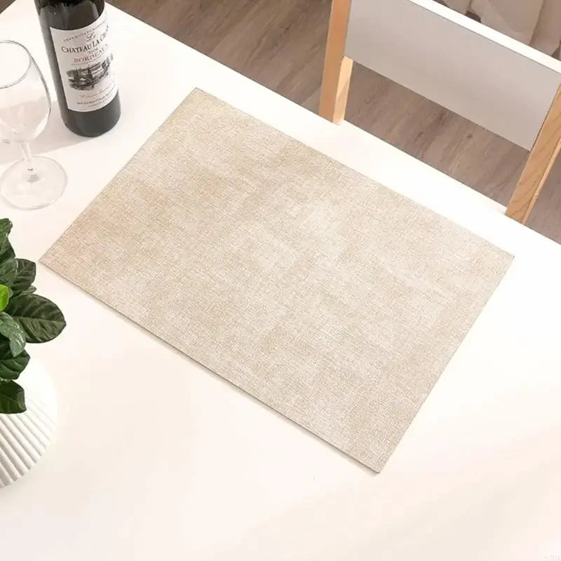 tapis table silicone antidérapant polyestère respectueux environnement moderne minimaliste rouge gris beige bleu marine