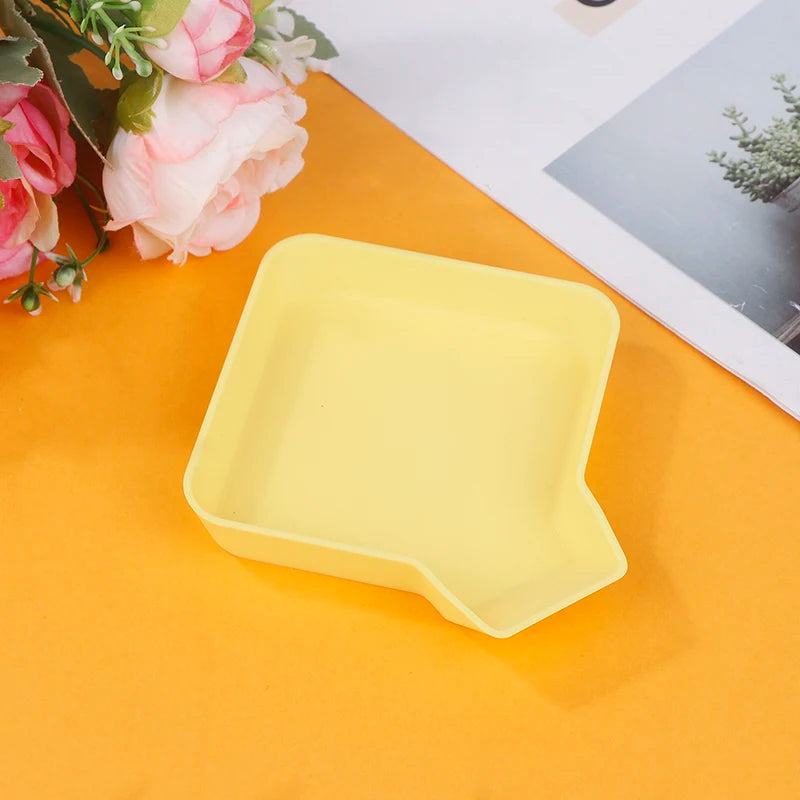 organisateur rangement boîtes carrées orange vert bleu rose jaune moderne minimaliste jeux société accessoires