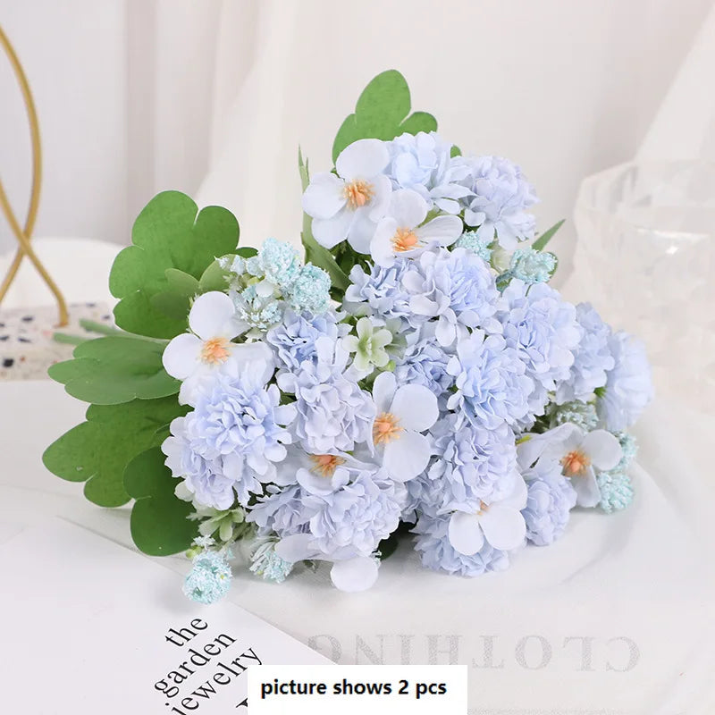 bouquet fleurs artificielles pivoine hortensias pissenlit blanc rose intérieur mariage décoration minimaliste